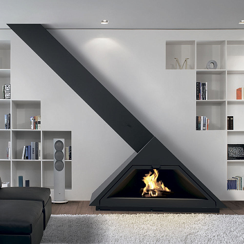 Камин Madrid, наклонная труба влево, черный (Traforart)_0 Камин Madrid, наклонная труба влево, черный (Traforart)_0